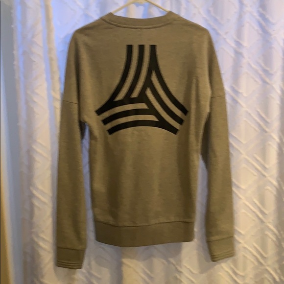 adidas grey crewneck - Picture 2 of 2